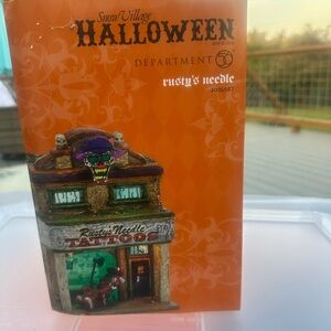 Department 56 Orange Decorative Piece